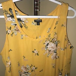 Torrid size 0 floral top.